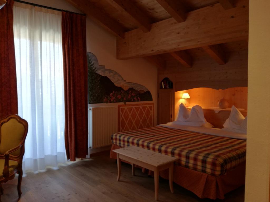 Hotel Ca' Del Bosco 塞尔瓦迪卡多雷 外观 照片